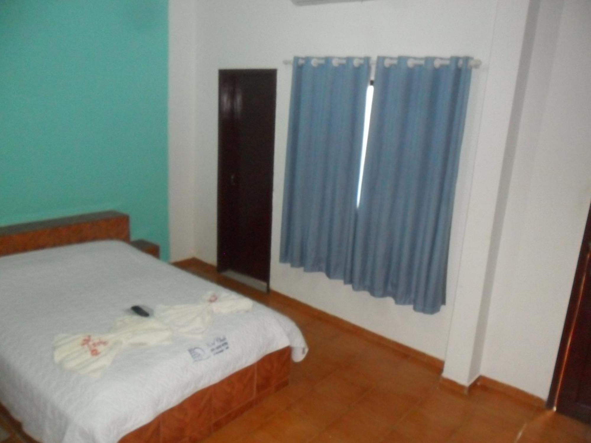 Hotel Chale Ji-Paraná Quarto foto